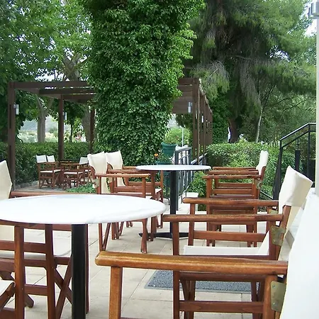 Avaton Hotel *