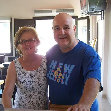 Avaton Hotel *