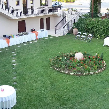 Avaton Hotel