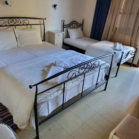 Avaton Hotel Ligourión