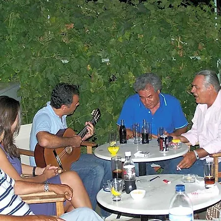 Avaton Hotel *