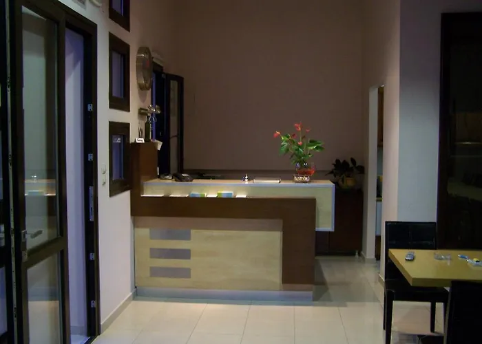 阿维顿酒店 利勾里昂